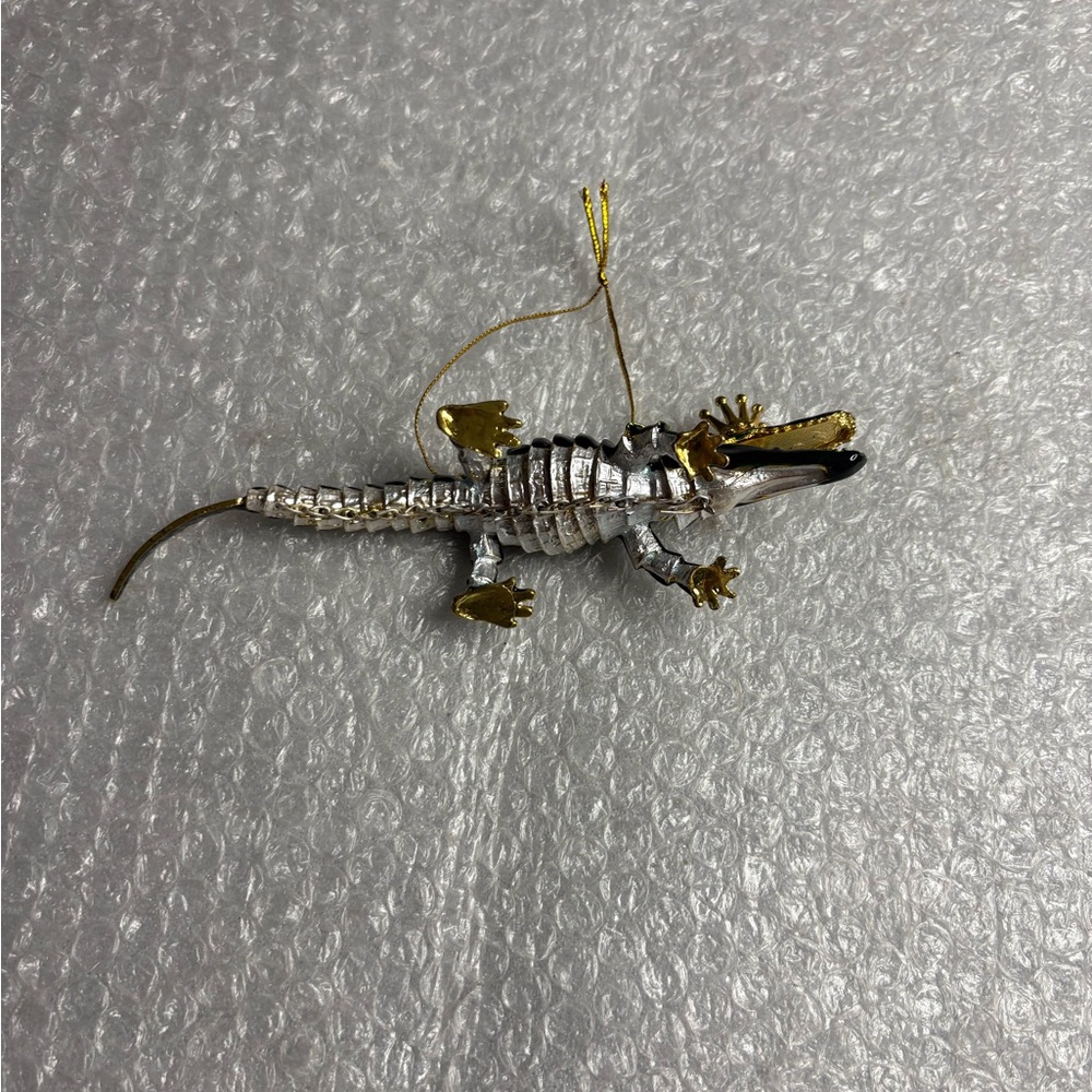 Dillard’s Cloisonné Alligator - Picture 11 of 11